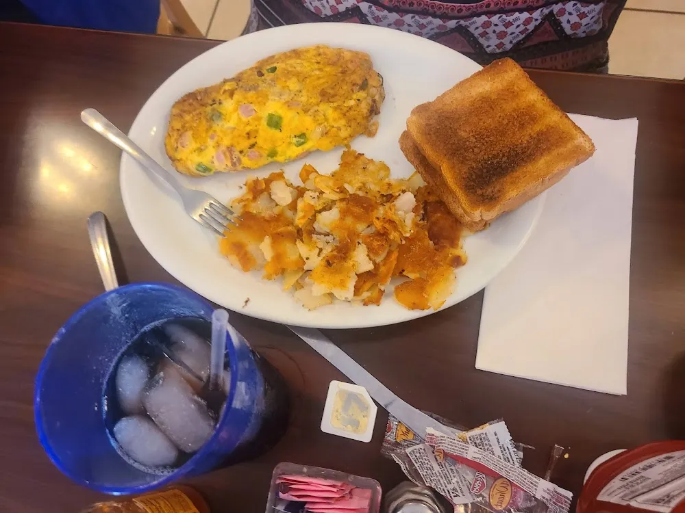 Omelet with American Fries
